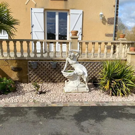فندق مبيت وإفطار Le Petitepinay Et Moitron-sur-Sarthe