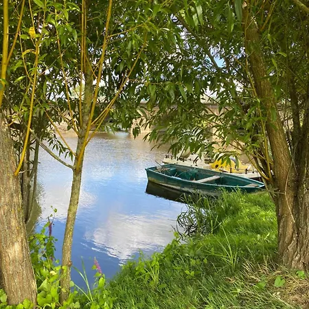 Le Petitepinay Et Frühstückspension Moitron-sur-Sarthe